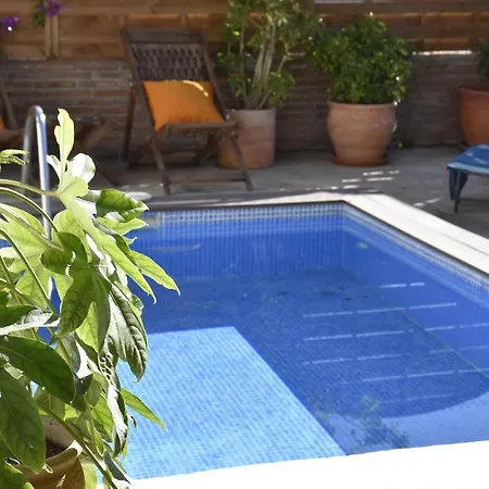 Mb-spacious Townhouse With Private Pool Hébergement de vacances