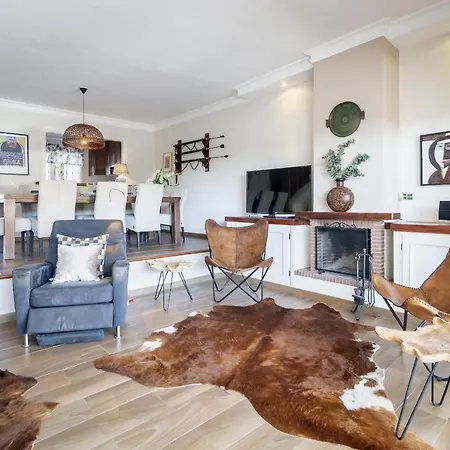 Mb-spacious Townhouse With Private Pool Hébergement de vacances Estepona