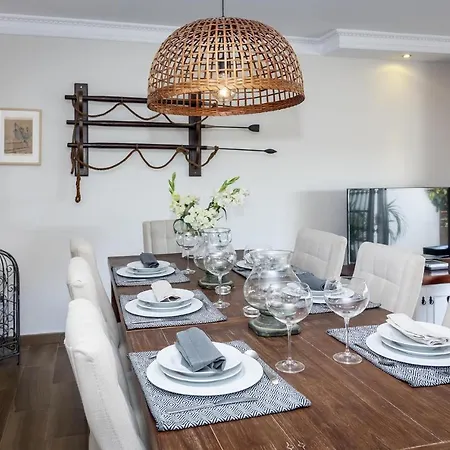 Hébergement de vacances Mb-spacious Townhouse With Private Pool *
